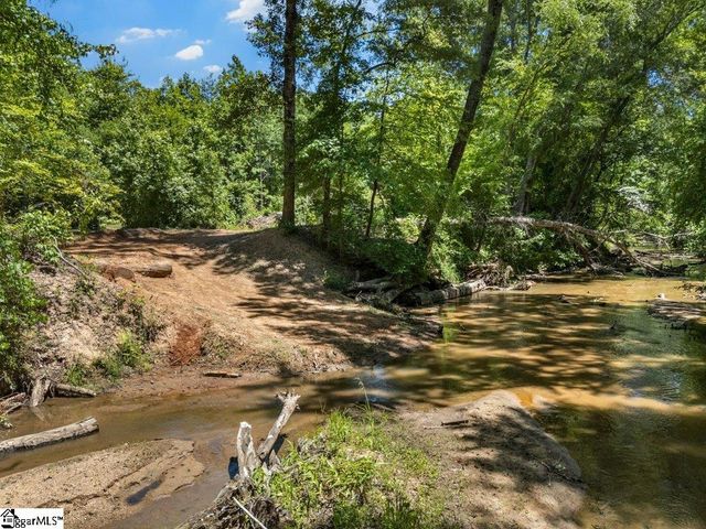 4923 Jug Factory Road, Campobello, SC 29322