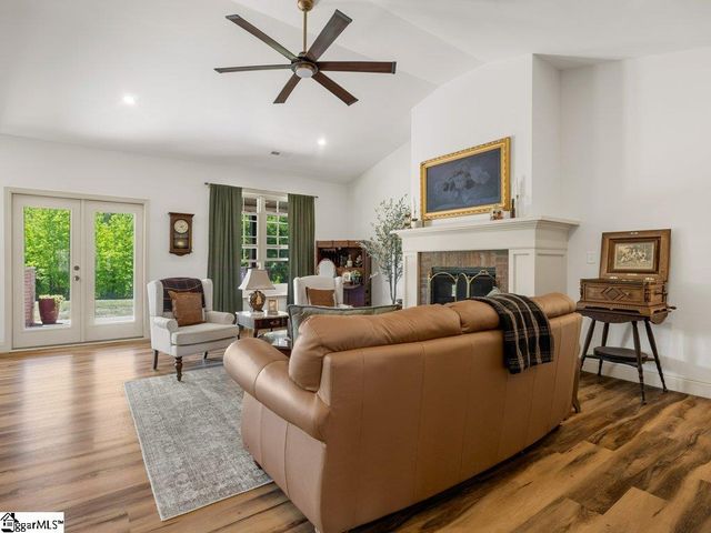 4923 Jug Factory Road, Campobello, SC 29322