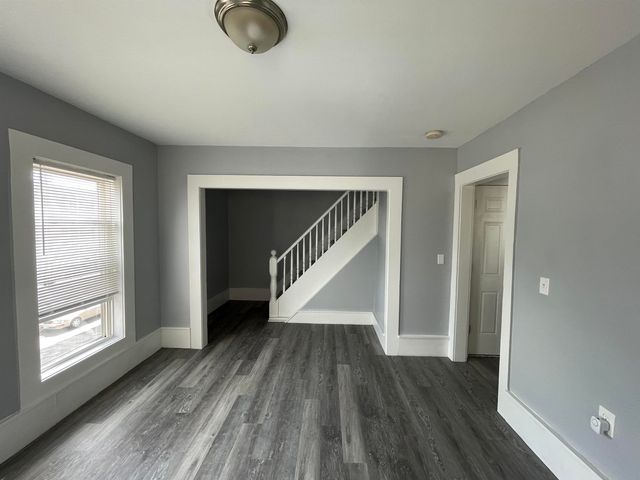 412 Manchester Street, Manchester, NH 03103
