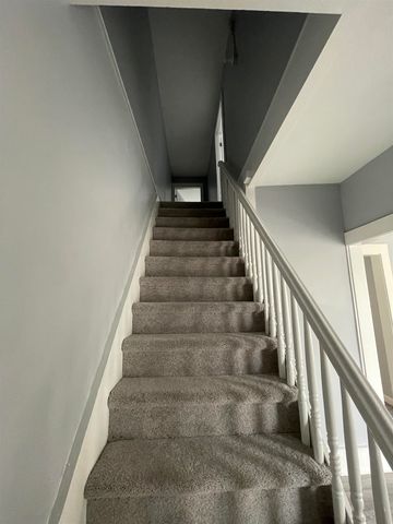 412 Manchester Street, Manchester, NH 03103