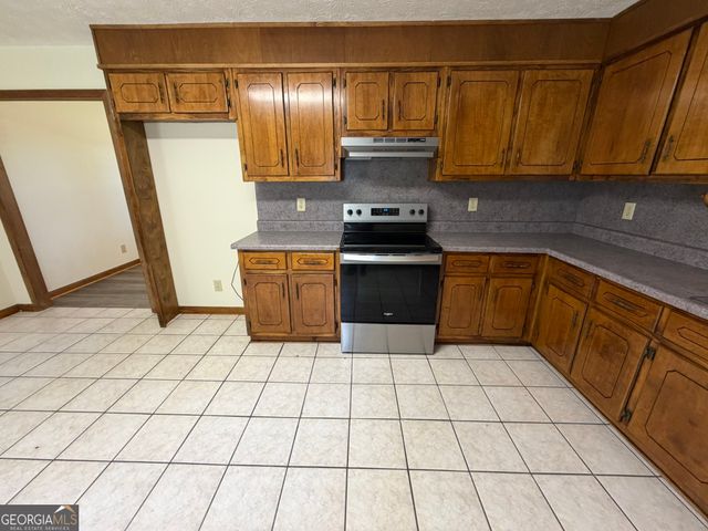 2939 H D Atha Road, Covington, GA 30014