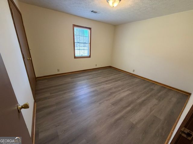 2939 H D Atha Road, Covington, GA 30014