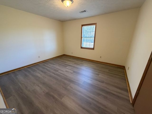 2939 H D Atha Road, Covington, GA 30014