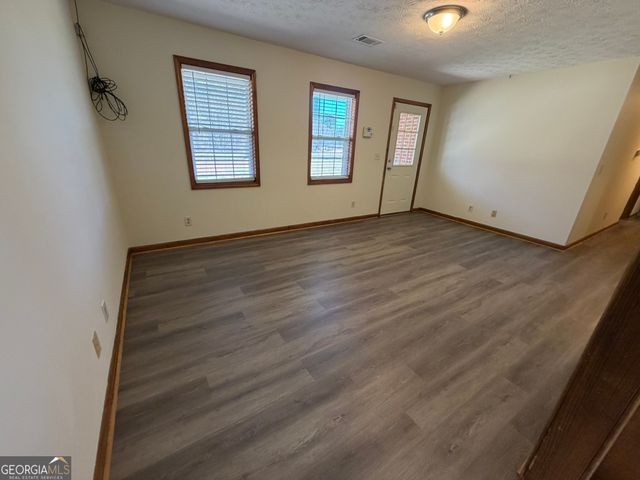 2939 H D Atha Road, Covington, GA 30014