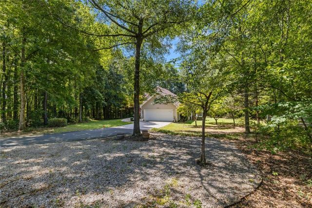 1064 Chappell Mill Road, Milner, GA 30257