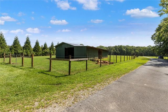 1064 Chappell Mill Road, Milner, GA 30257