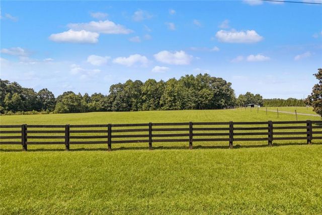 1064 Chappell Mill Road, Milner, GA 30257
