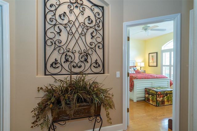 18002 FOREST RETREAT LANE, Tampa, FL 33647