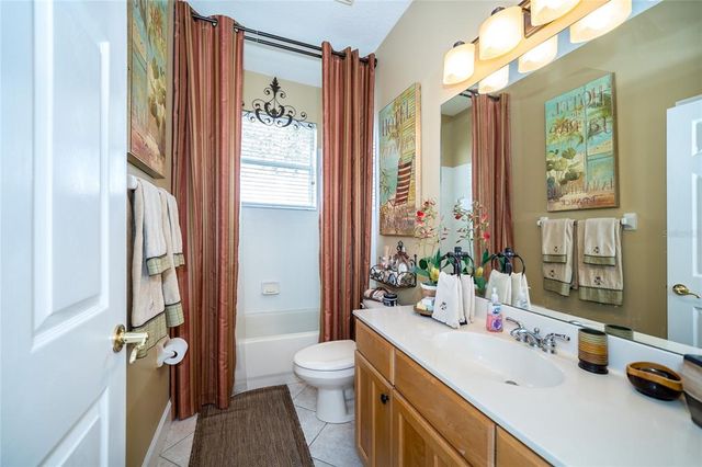 18002 FOREST RETREAT LANE, Tampa, FL 33647