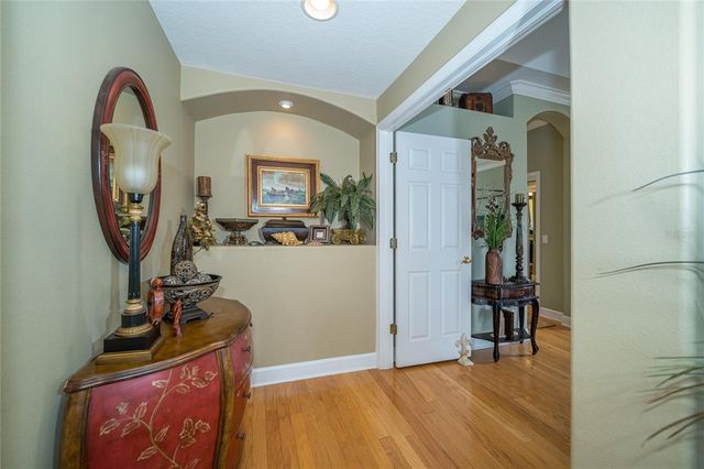 18002 FOREST RETREAT LANE, Tampa, FL 33647