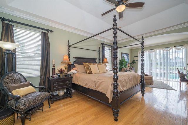 18002 FOREST RETREAT LANE, Tampa, FL 33647