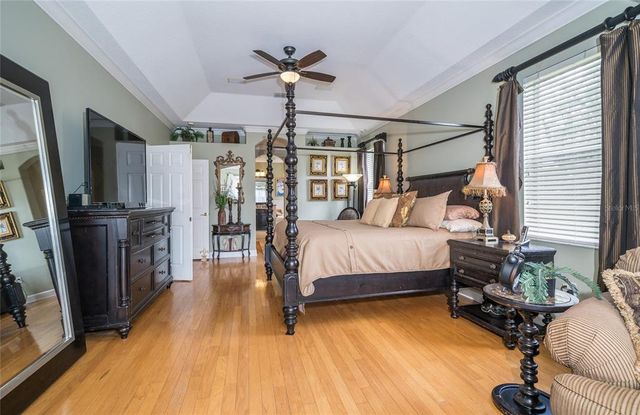 18002 FOREST RETREAT LANE, Tampa, FL 33647