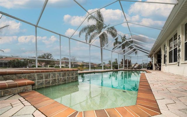 18002 FOREST RETREAT LANE, Tampa, FL 33647