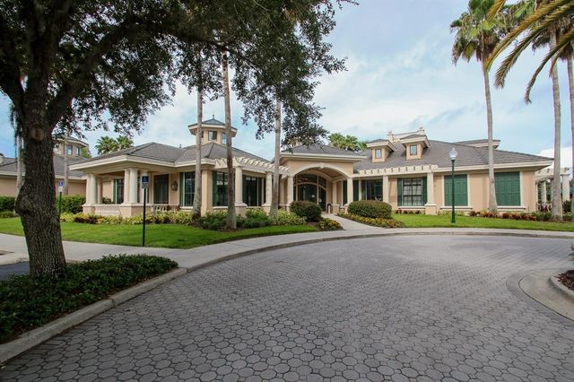 18002 FOREST RETREAT LANE, Tampa, FL 33647
