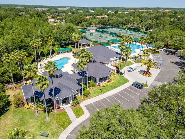 18002 FOREST RETREAT LANE, Tampa, FL 33647