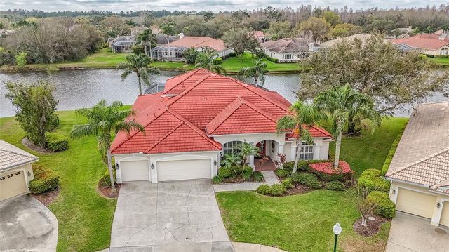 18002 FOREST RETREAT LANE, Tampa, FL 33647