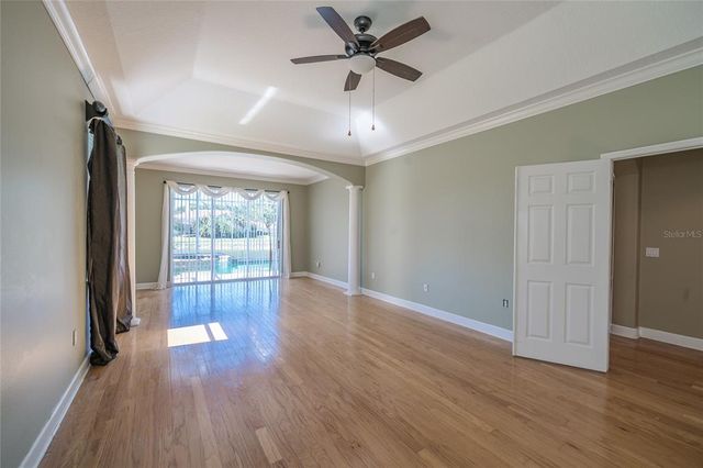 18002 FOREST RETREAT LANE, Tampa, FL 33647