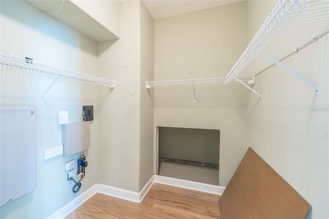 18002 FOREST RETREAT LANE, Tampa, FL 33647