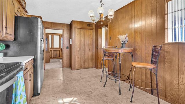 1200 E Smith, Stratford, OK 74872