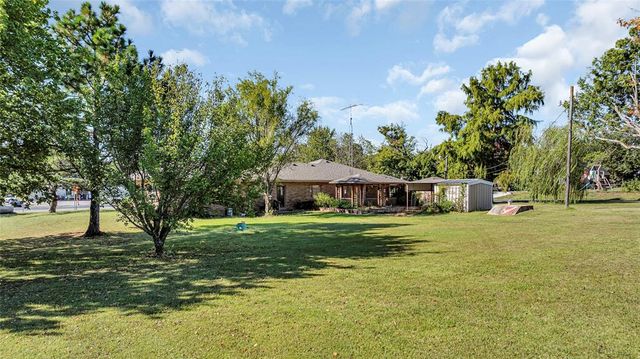 1200 E Smith, Stratford, OK 74872