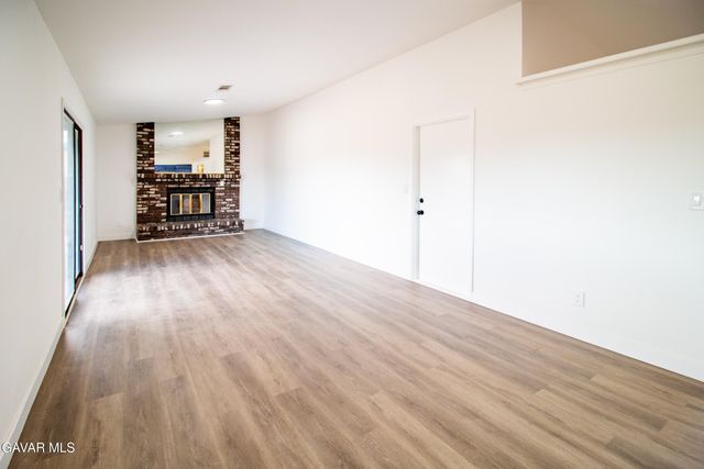 9021 Columbine Avenue, California City, CA 93505