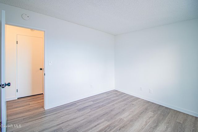 9021 Columbine Avenue, California City, CA 93505