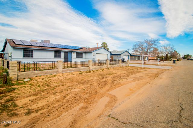 9021 Columbine Avenue, California City, CA 93505