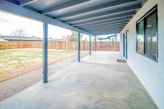 9021 Columbine Avenue, California City, CA 93505