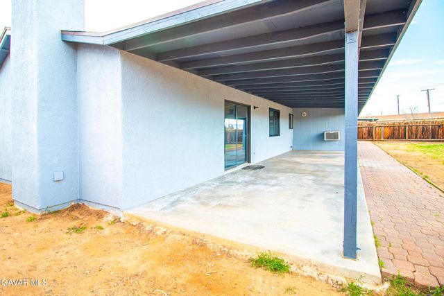 9021 Columbine Avenue, California City, CA 93505
