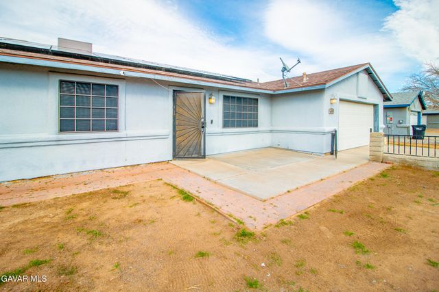 9021 Columbine Avenue, California City, CA 93505