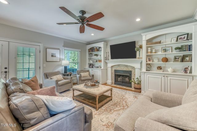 1348 Cattail Point, Johnson City, TN 37601