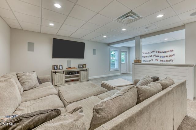 1348 Cattail Point, Johnson City, TN 37601