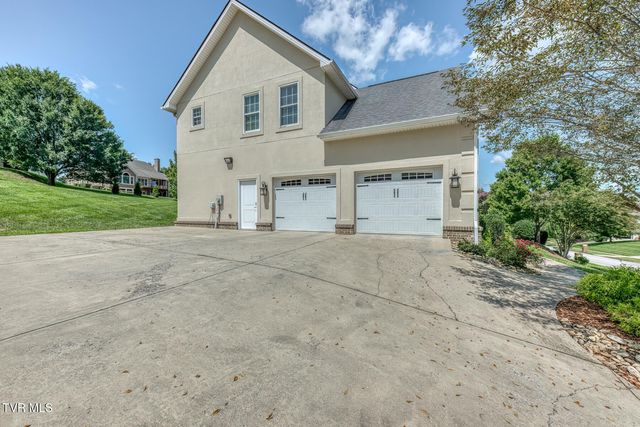 1348 Cattail Point, Johnson City, TN 37601