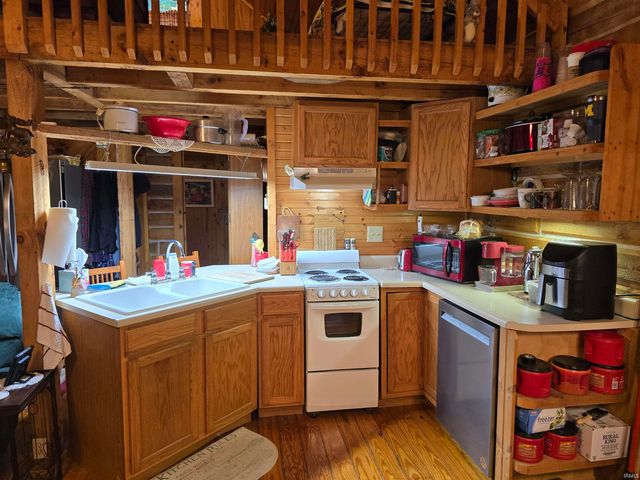 3471 N Shamrock Lane, Birdseye, IN 47513