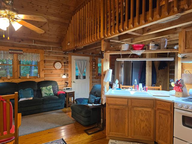 3471 N Shamrock Lane, Birdseye, IN 47513