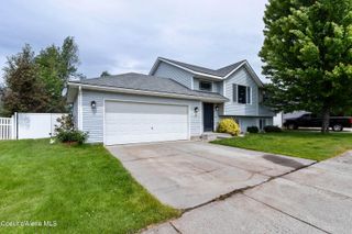 8309 N VANTAGE DR, Hayden, ID 83835