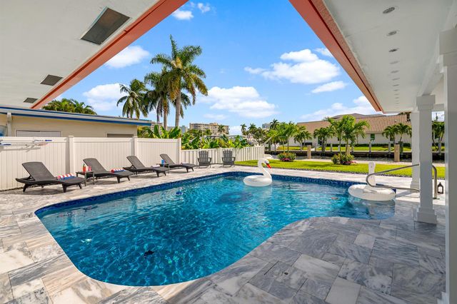 2760 NE 7TH Street, Pompano Beach, FL 33062