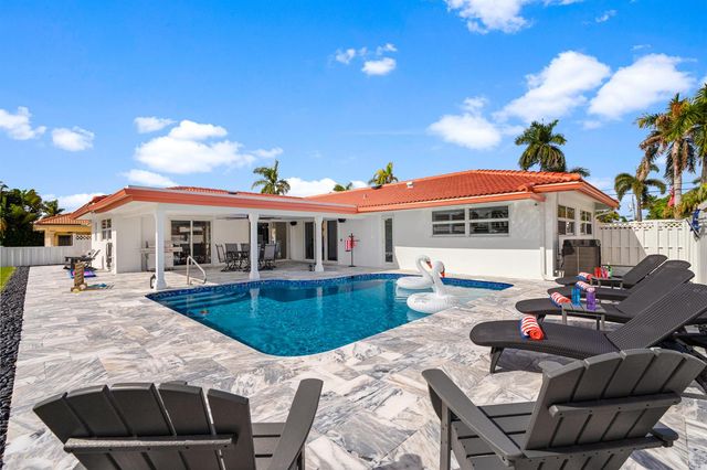 2760 NE 7TH Street, Pompano Beach, FL 33062