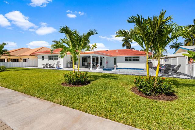2760 NE 7TH Street, Pompano Beach, FL 33062
