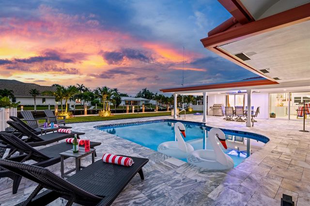 2760 NE 7TH Street, Pompano Beach, FL 33062