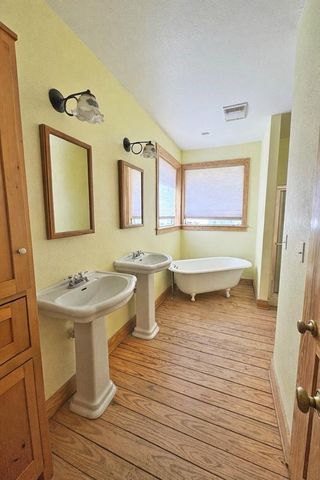 3 Trail Dr, Alpine, TX 79830