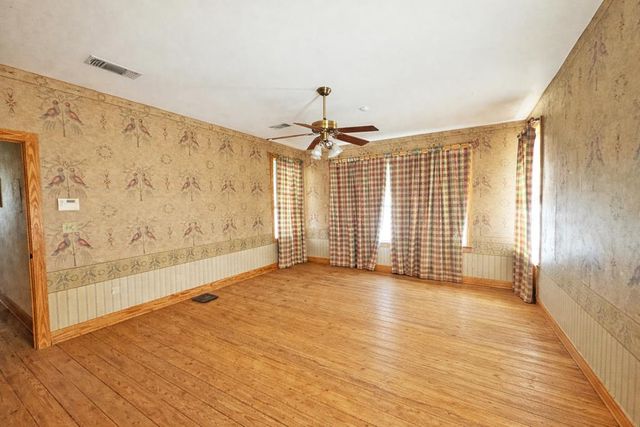 3 Trail Dr, Alpine, TX 79830