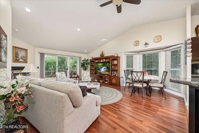 194 River Run Drive, Crossville, TN 38555