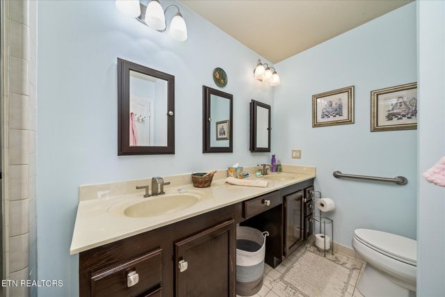 194 River Run Drive, Crossville, TN 38555