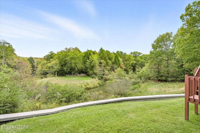 194 River Run Drive, Crossville, TN 38555