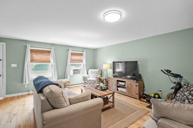 320 Portsmouth Avenue, Greenland, NH 03840