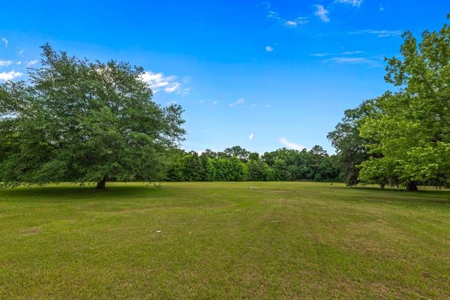 9778 Florida-Georgia Highway, Havana, FL 32333