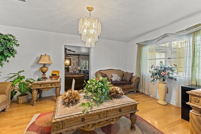 9778 Florida-Georgia Highway, Havana, FL 32333