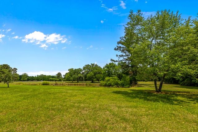 9778 Florida-Georgia Highway, Havana, FL 32333