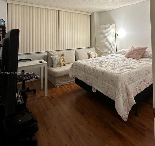 1400 Saint Charles Pl 612, Pembroke Pines, FL 33026